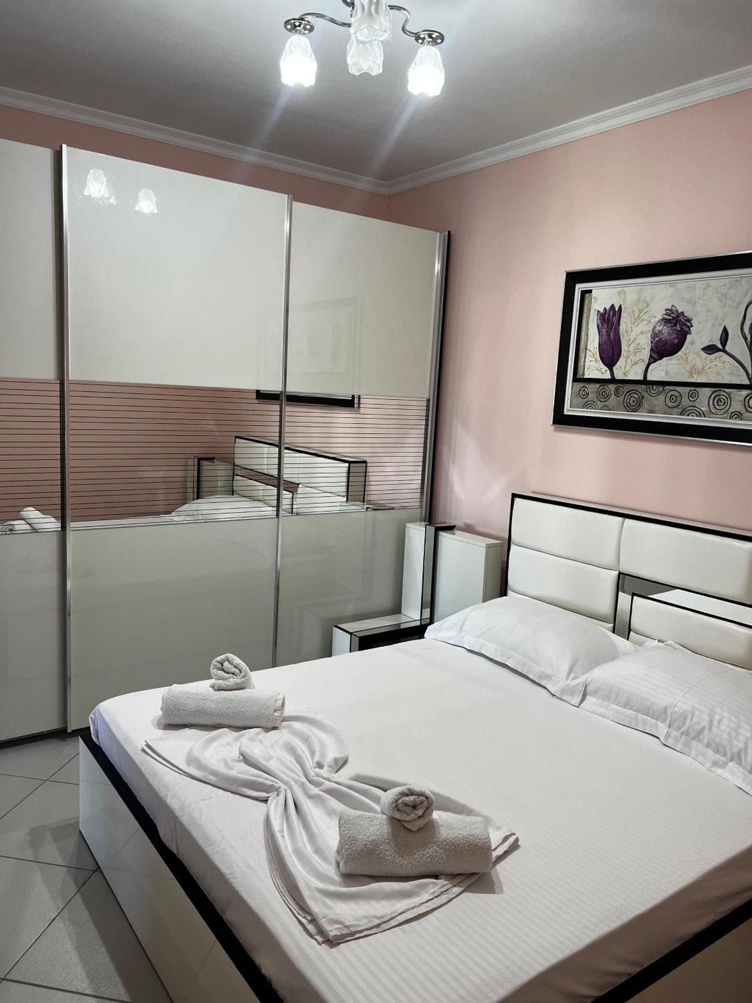 Amy's Luxury Apartamento Shkodër